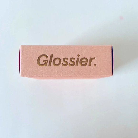Glossier Signature Cookie Cutter - Picture 3 of 4